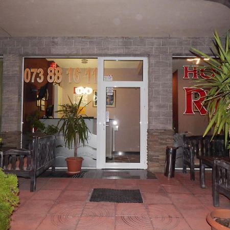 בלאגובגראד Rio Family Hotel מראה חיצוני תמונה