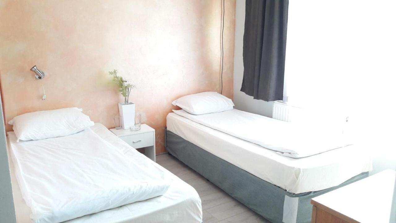 בלאגובגראד Rio Family Hotel מראה חיצוני תמונה