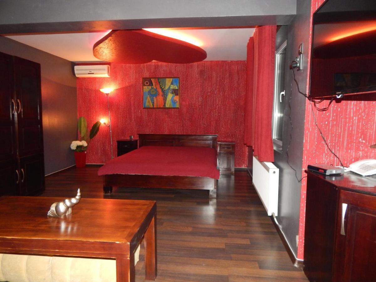 בלאגובגראד Rio Family Hotel מראה חיצוני תמונה