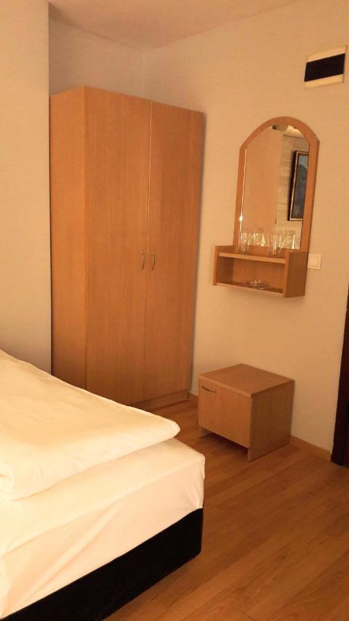 בלאגובגראד Rio Family Hotel מראה חיצוני תמונה