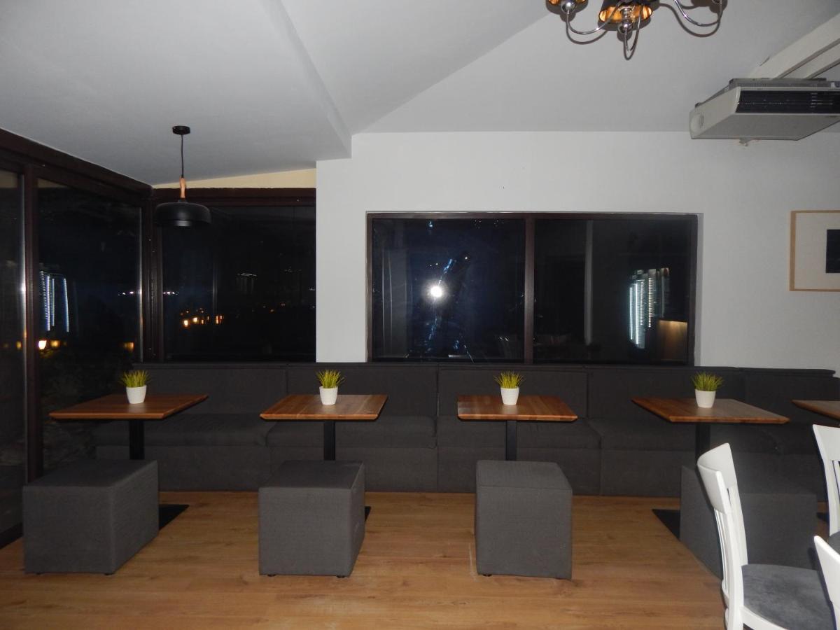 בלאגובגראד Rio Family Hotel מראה חיצוני תמונה