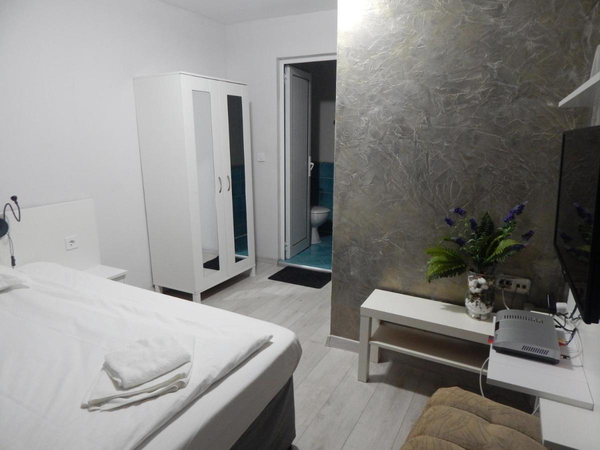 בלאגובגראד Rio Family Hotel מראה חיצוני תמונה