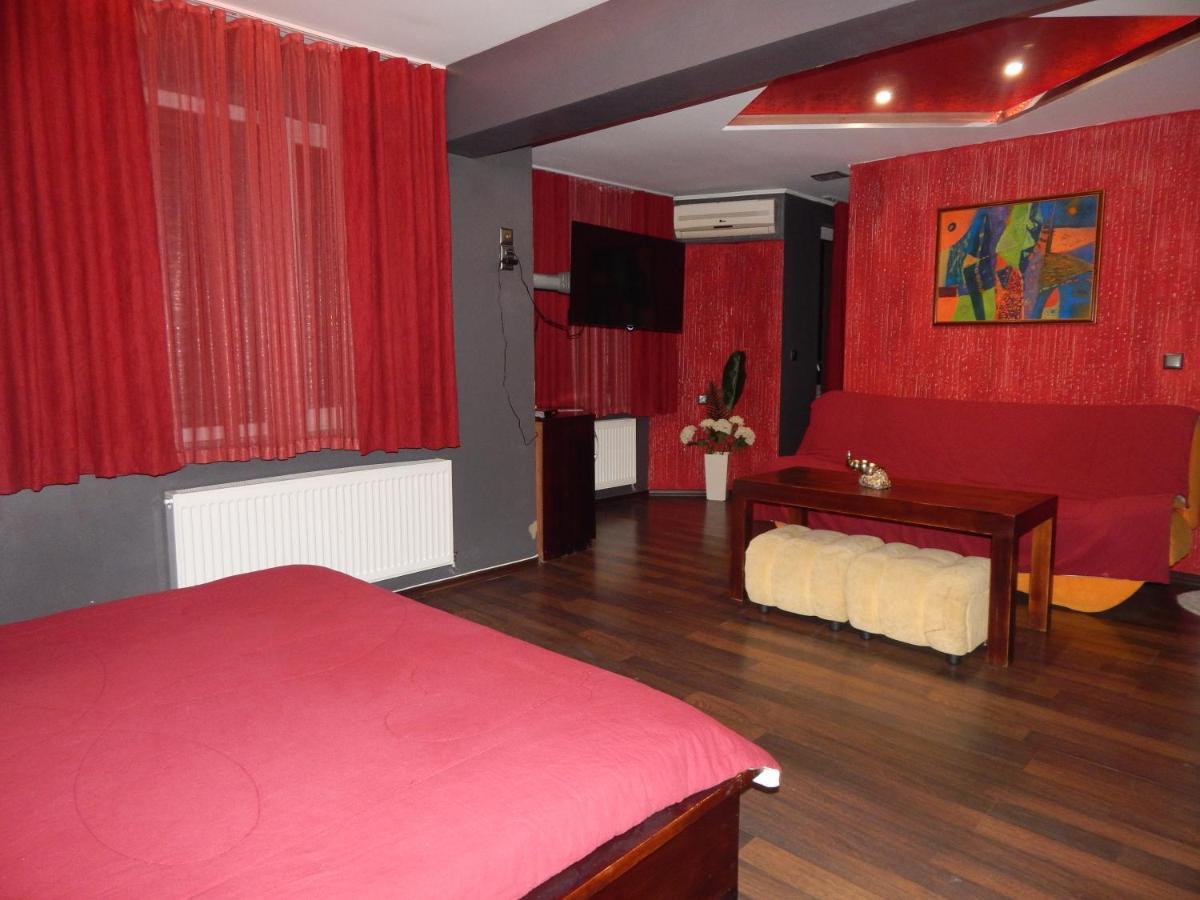 בלאגובגראד Rio Family Hotel מראה חיצוני תמונה