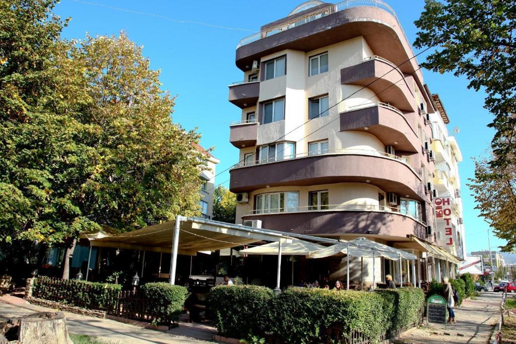 בלאגובגראד Rio Family Hotel מראה חיצוני תמונה